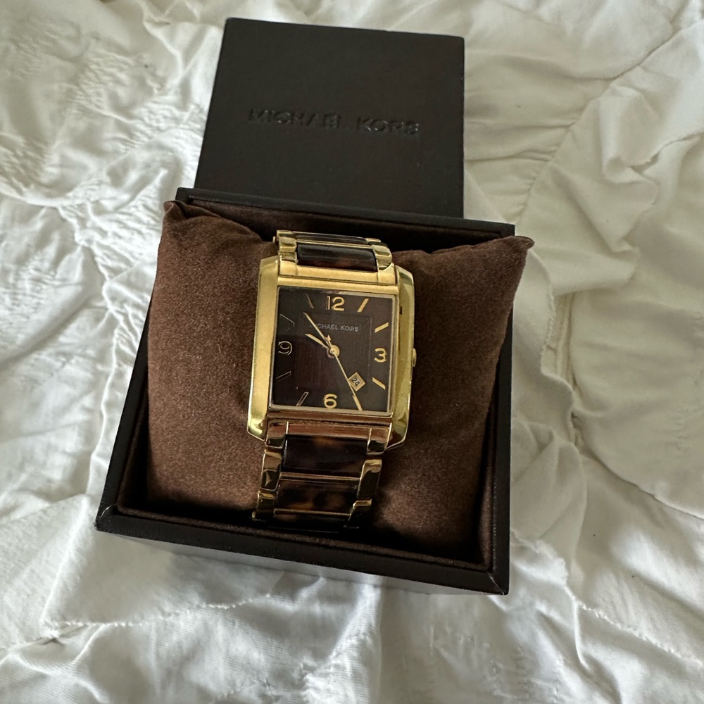 Michael Kors rare brown dial chronograph tortoise watch w date. New battery